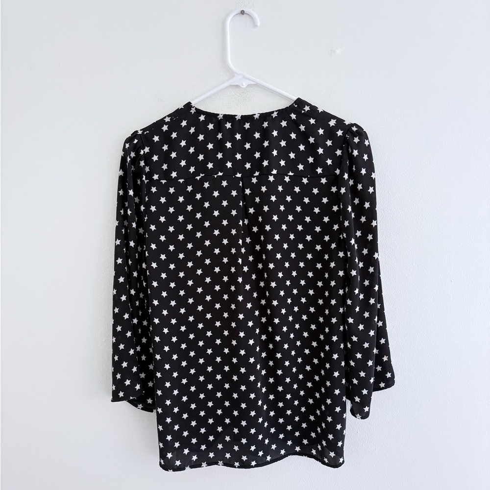 L'Academie Low Knot Star Print Bell Sleeve Blouse Small - Picture 8 of 8